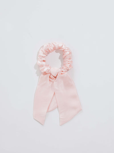 silk scrunchies pink light